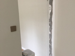 成品门及墙纸铺贴