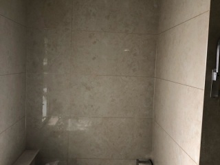 厨房、卫生间墙砖施作