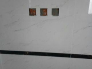 厨房、卫生间墙砖施作