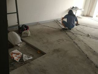 水、电管开槽施作