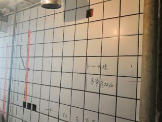 厨房、卫生间墙砖施作