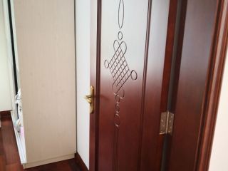 成品门及墙纸铺贴