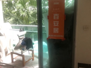 成品门及墙纸铺贴