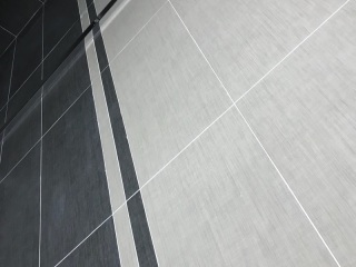 厨房、卫生间墙砖施作