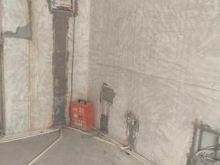 地砖铺贴及地面找平施作