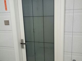 成品门及墙纸铺贴
