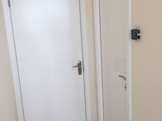 成品门及墙纸铺贴