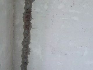 水、电管开槽施工