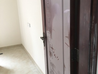 成品门及墙纸铺贴