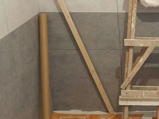 厨房、卫生间墙砖施作
