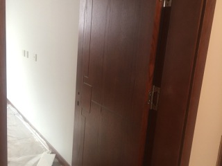 成品门及墙纸铺贴
