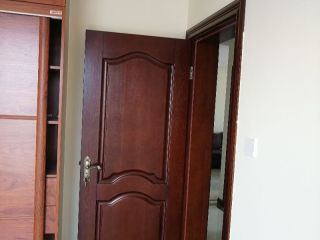 成品门及墙纸铺贴