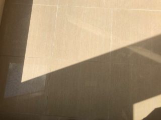 地砖铺贴及地面找平施作