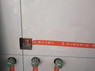 厨房、卫生间墙砖施作