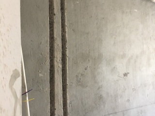 水、电管开槽施工