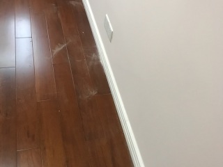 套装门、踢脚线安装