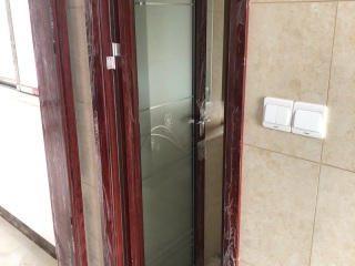 成品门及墙纸铺贴