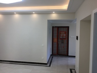 成品门及墙纸铺贴