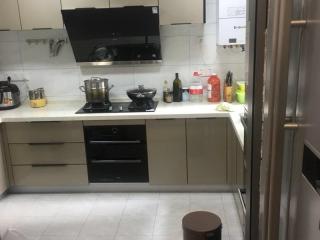 成品门及墙纸铺贴