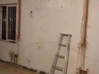 水、电管开槽施作