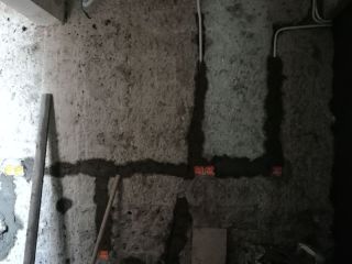 水、电管开槽施作
