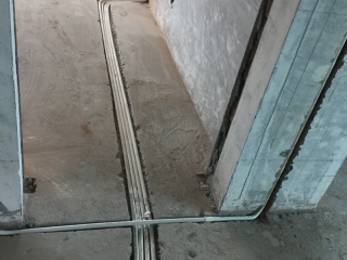 强、弱电布管穿线