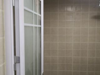 套装门、踢脚线安装