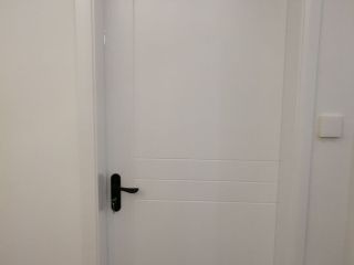 成品门及墙纸铺贴