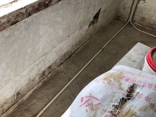 水、电管开槽施作