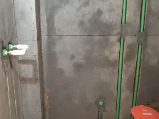 水、电管开槽施作
