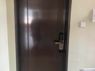 成品门及墙纸铺贴