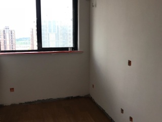 实木复合地板铺设