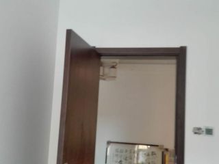 套装门、踢脚线安装
