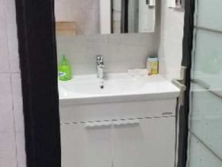 成品门及墙纸铺贴