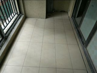 地砖铺贴及地面找平施作