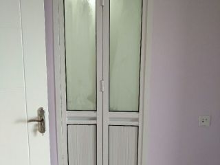 成品门及墙纸铺贴