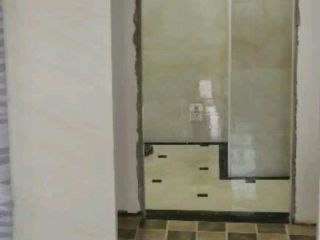 成品门及墙纸铺贴