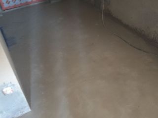 地砖铺贴及地面找平施作