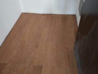 实木复合地板铺设