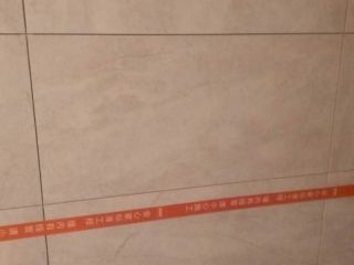 厨房、卫生间墙砖施作