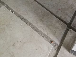 水、电管开槽施工