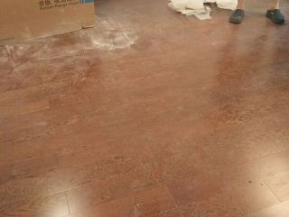 实木复合地板铺设