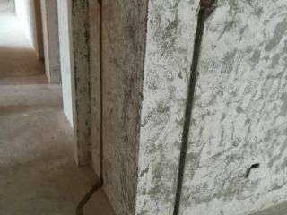 水、电管开槽施作