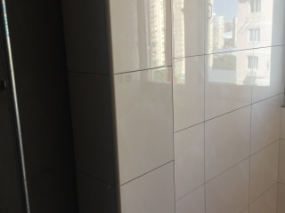 厨房、卫生间墙砖施作