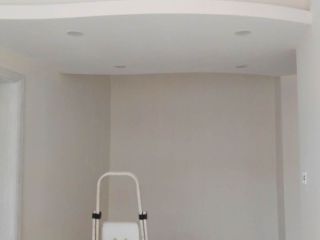 墙、顶面乳胶漆