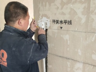强、弱电路穿线施作