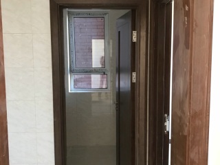 成品门及墙纸铺贴