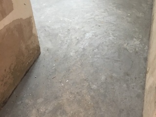 地砖铺贴及地面找平施作