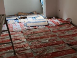 墙、顶面乳胶漆及墙纸铺贴