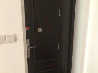 成品门及墙纸铺贴